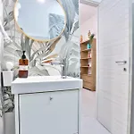 Guesthost - Dimora Leone Relais Apartmán Neapol
