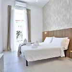 Guesthost - Dimora Leone Relais Apartmán Neapol