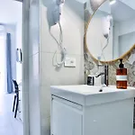 Guesthost - Dimora Leone Relais Apartmán