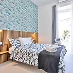 Guesthost - Dimora Leone Relais * Naples