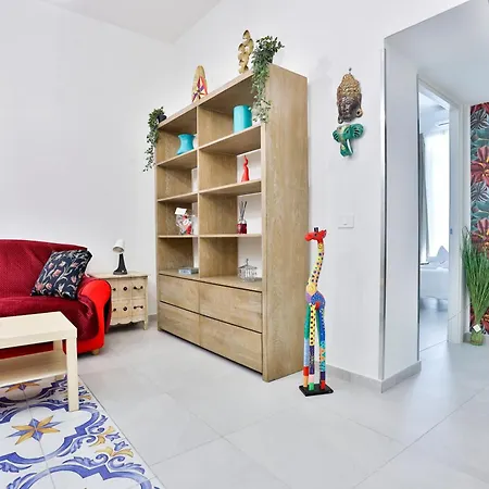 Guesthost - Dimora Leone Relais 아파트