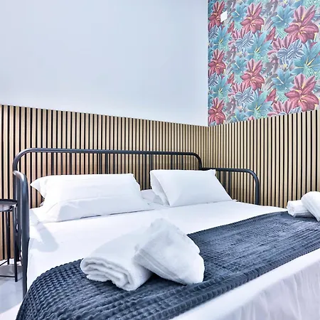 Апартаменты Guesthost - Dimora Leone Relais *